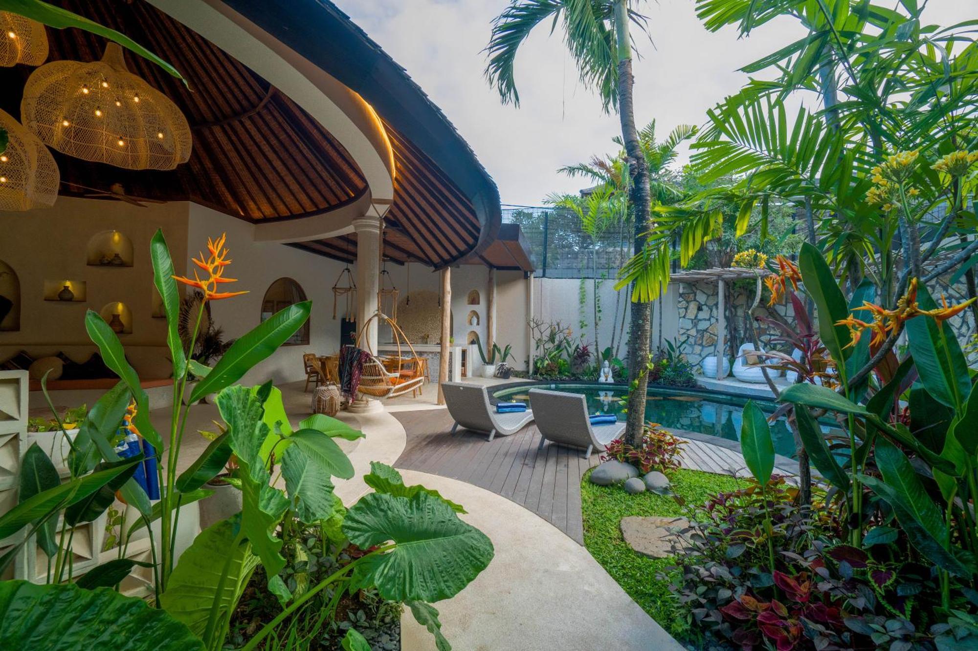 Lamoon Berawa Villa